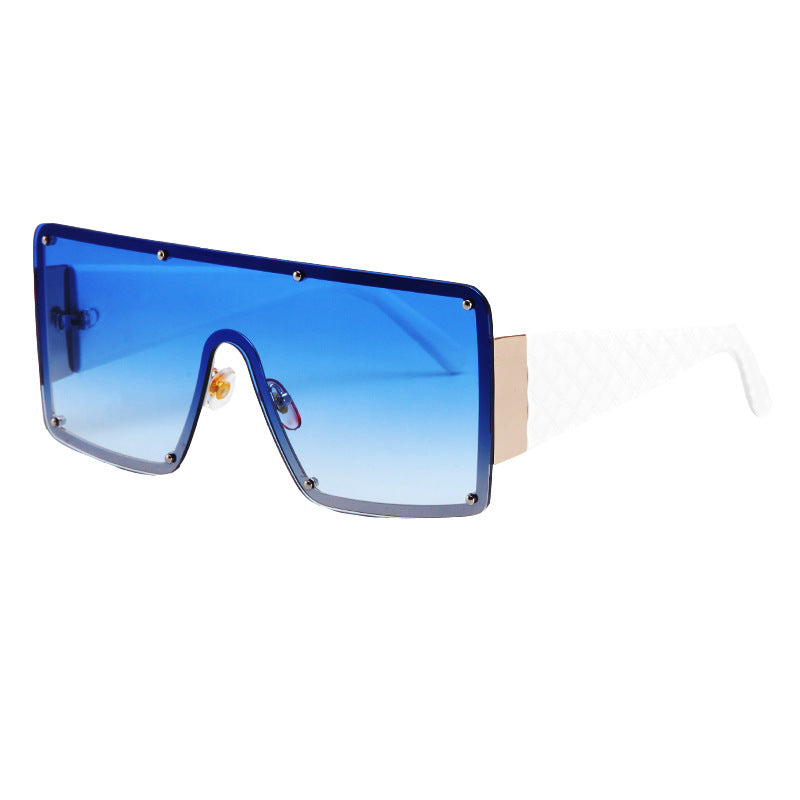 New Style Big Square Frame Piece Trend Rivet Sunglasses